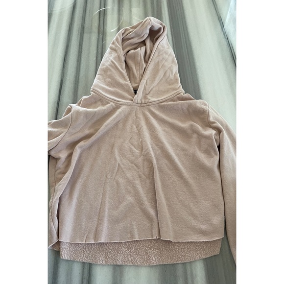 Light Pink Cropped Hoodie Sweater Brandy Melville - Picture 1 of 4